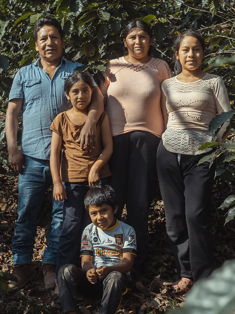 Photo d'une famille de producteurs en bolivie